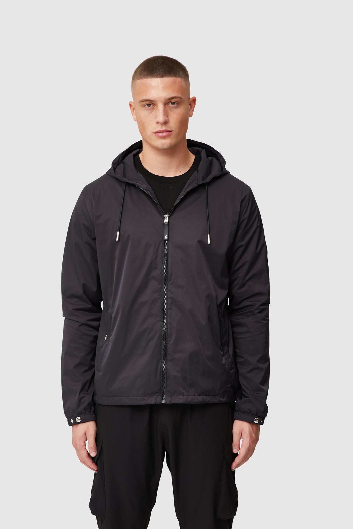 DAVOS WINDBREAKER - BLACK – Lorenzo Veratti